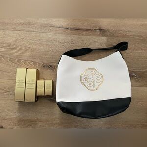 Shiseido Future Solution Balancing Softener And Emulsion Set With Bag New Sealed